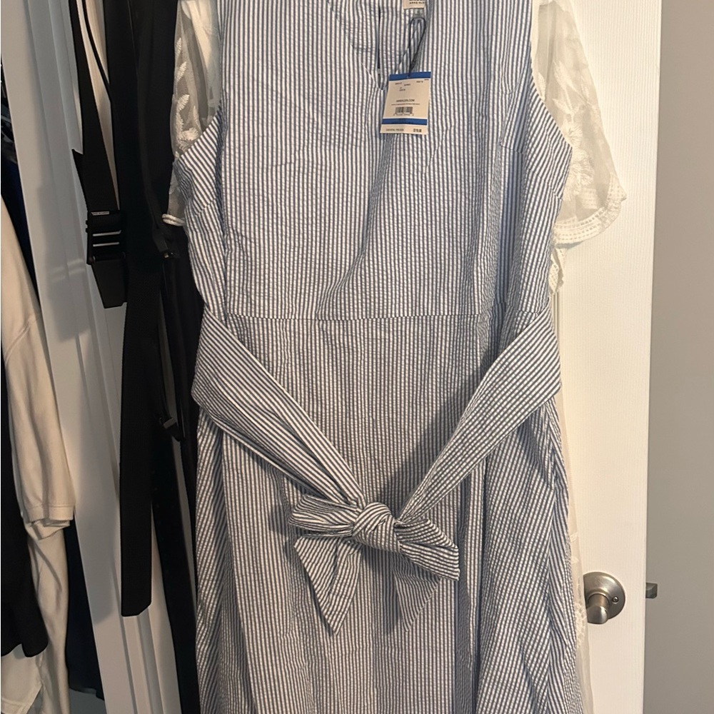 Ann Klein XL dress. NWT. Bump friendly